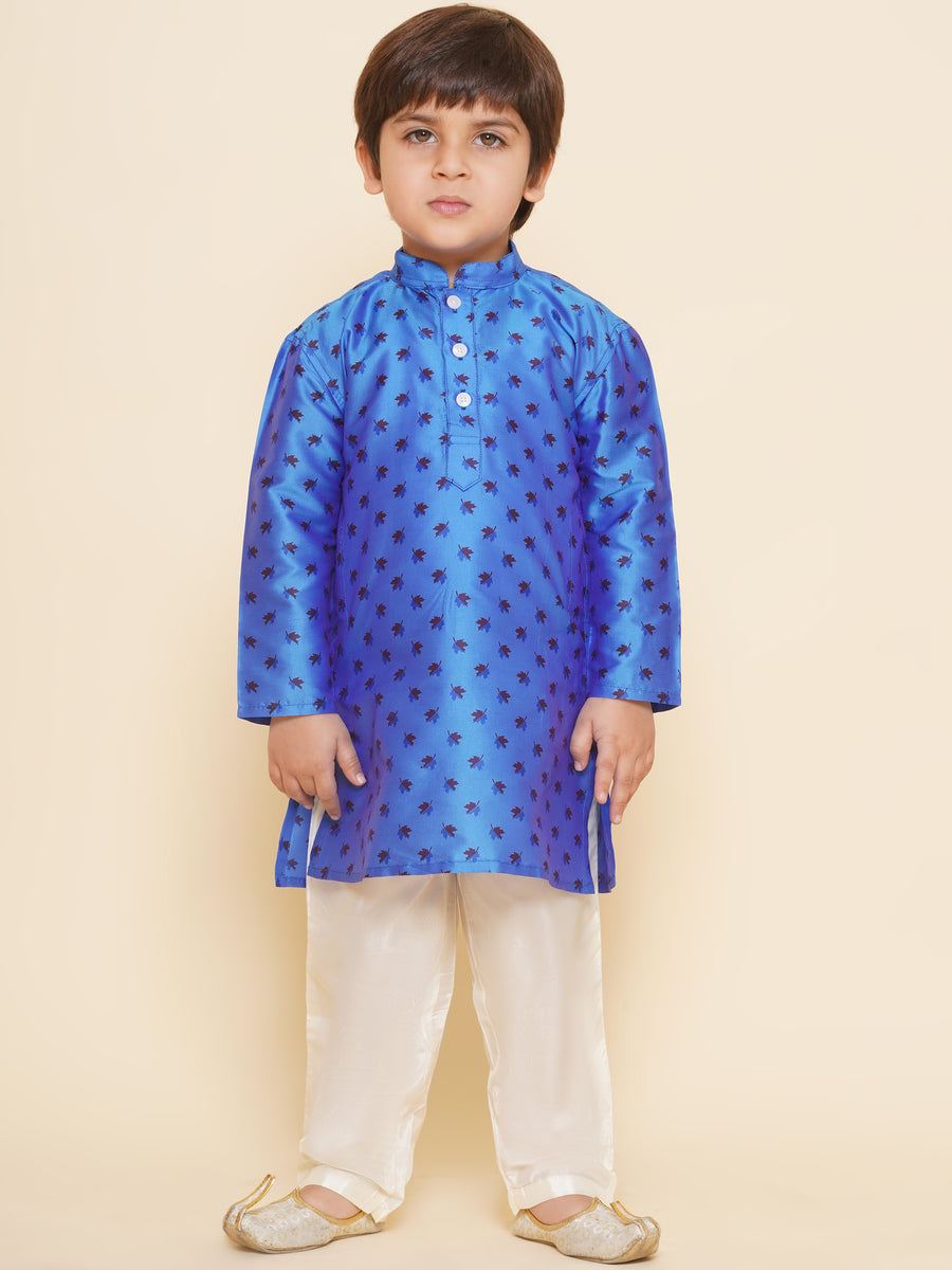Boys Printed Kurta and Pyjama Set