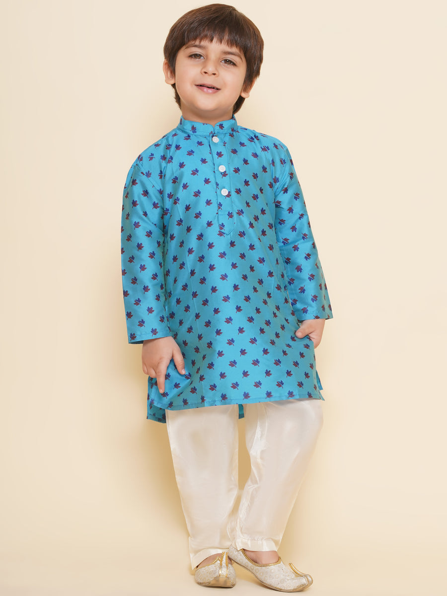 Boys Printed Kurta and Pyjama Set