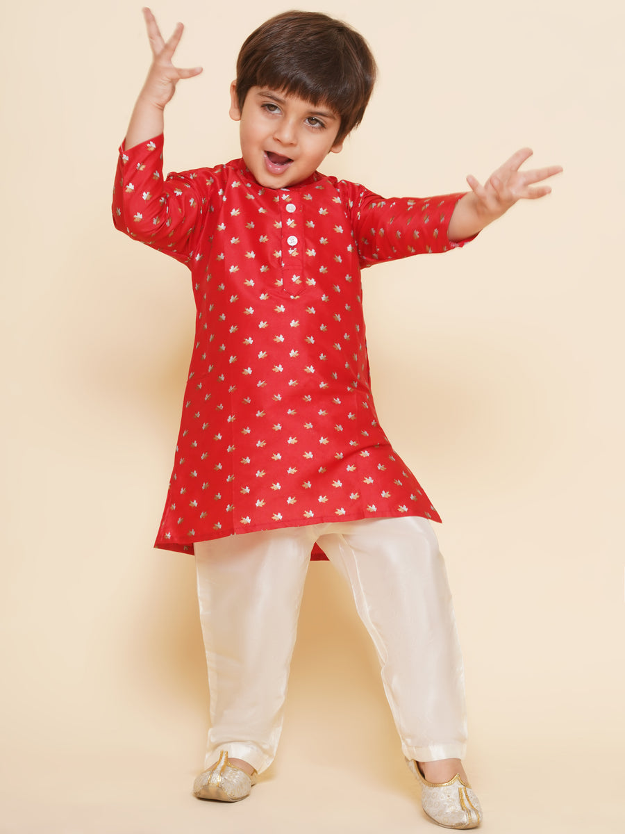 Boys Printed Kurta and Pyjama Set