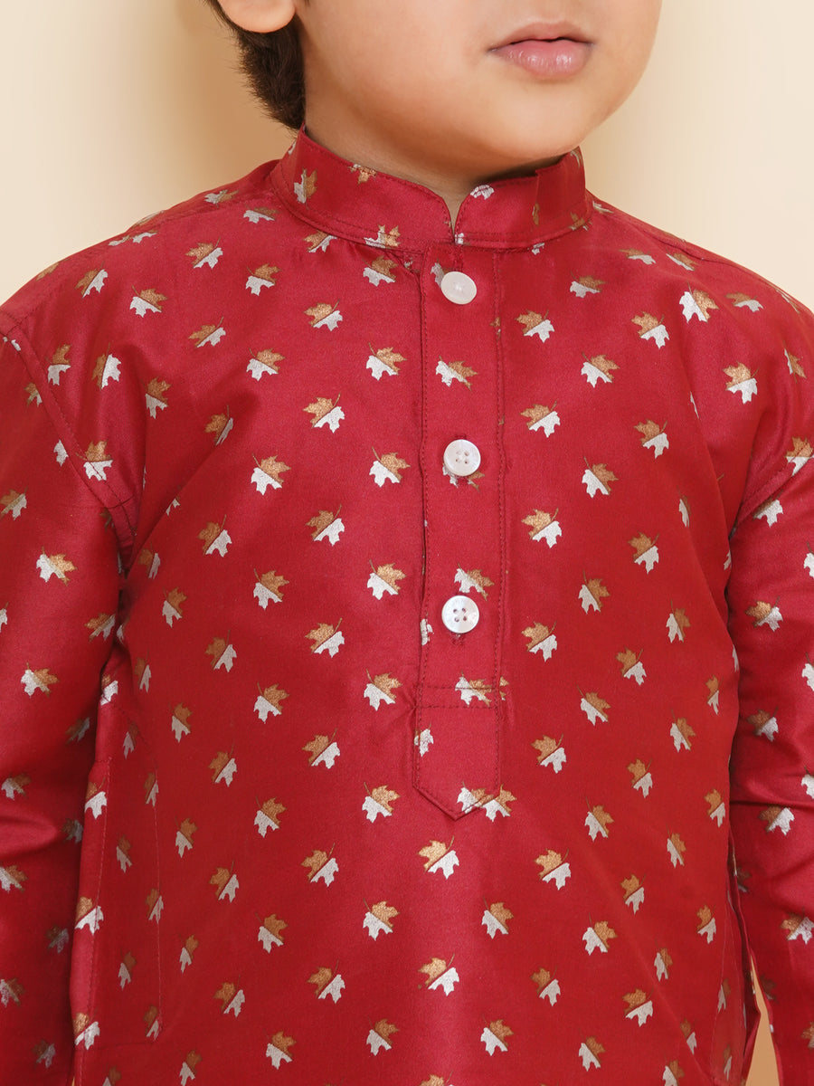 Boys Printed Kurta and Pyjama Set