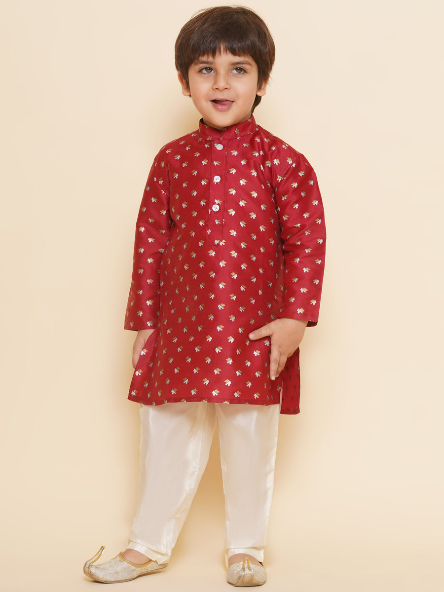 Boys Printed Kurta and Pyjama Set
