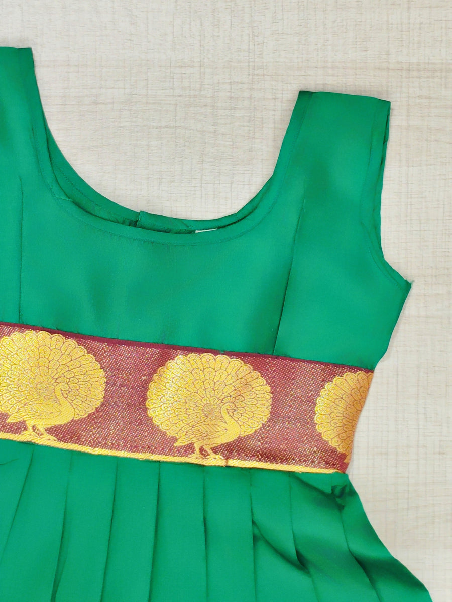 Girls Ethnic Silk Finish Pavadai set