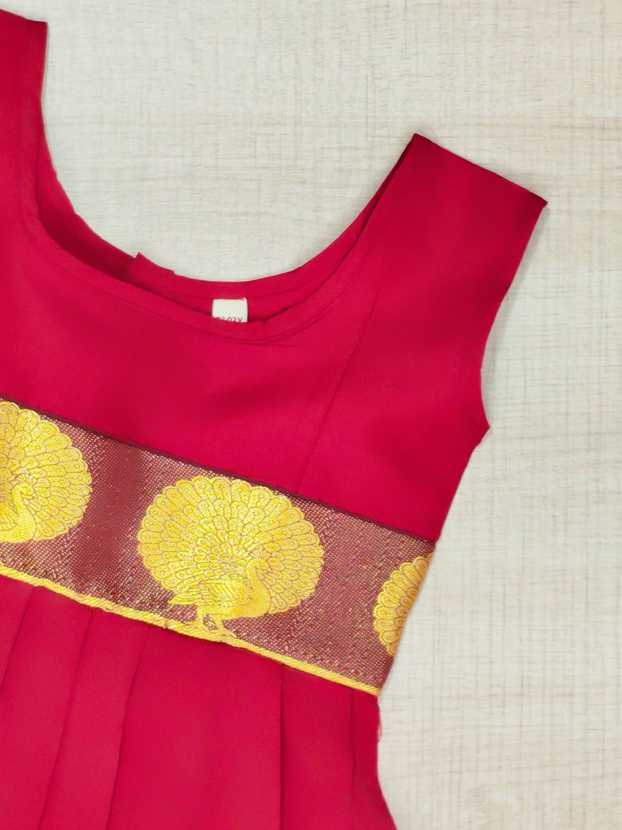 Girls Ethnic Silk Finish Pavadai set