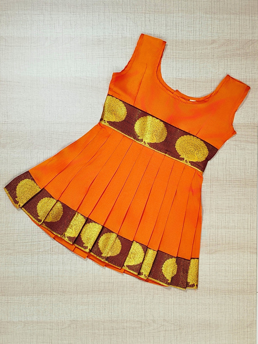 Girls Ethnic Silk Finish Pavadai set