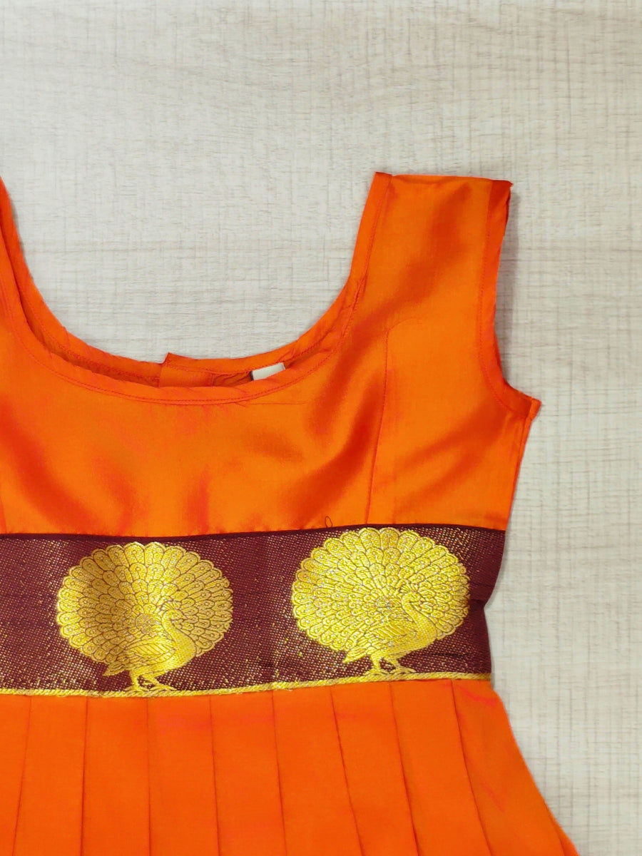 Girls Ethnic Silk Finish Pavadai set