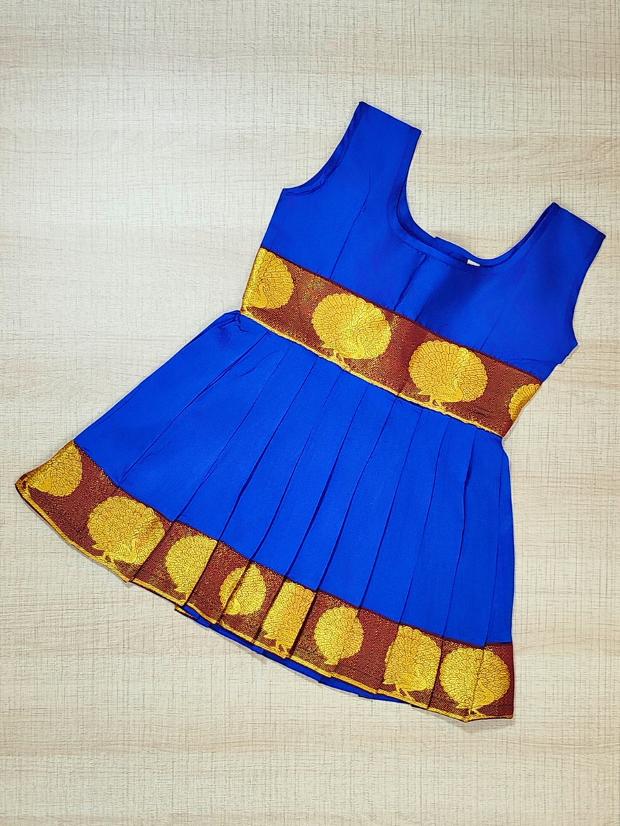 Girls Ethnic Silk Finish Pavadai set