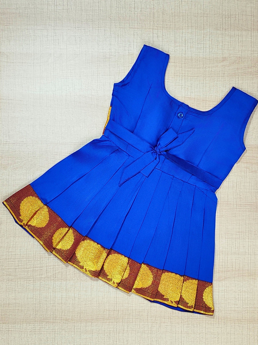 Girls Ethnic Silk Finish Pavadai set