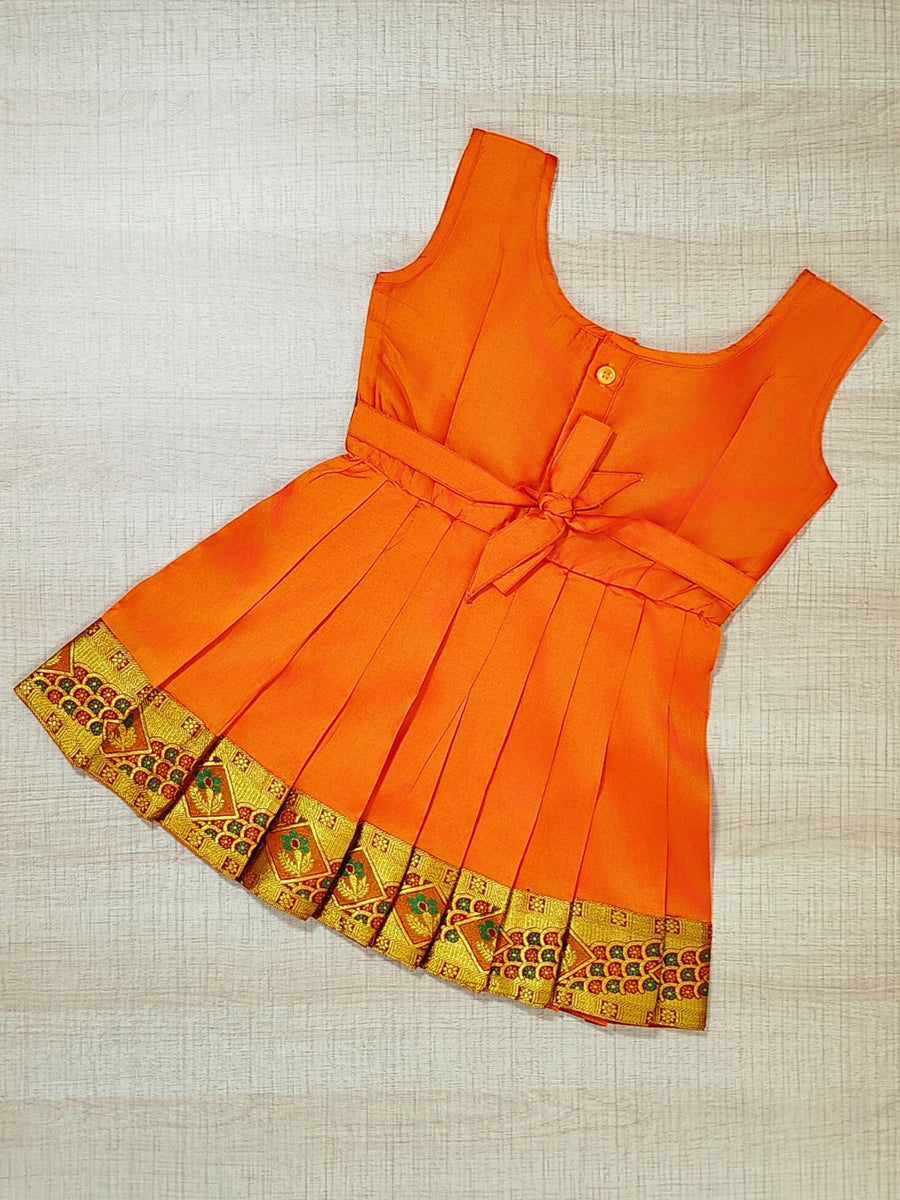 Girls Ethnic Silk Finish Pavadai set