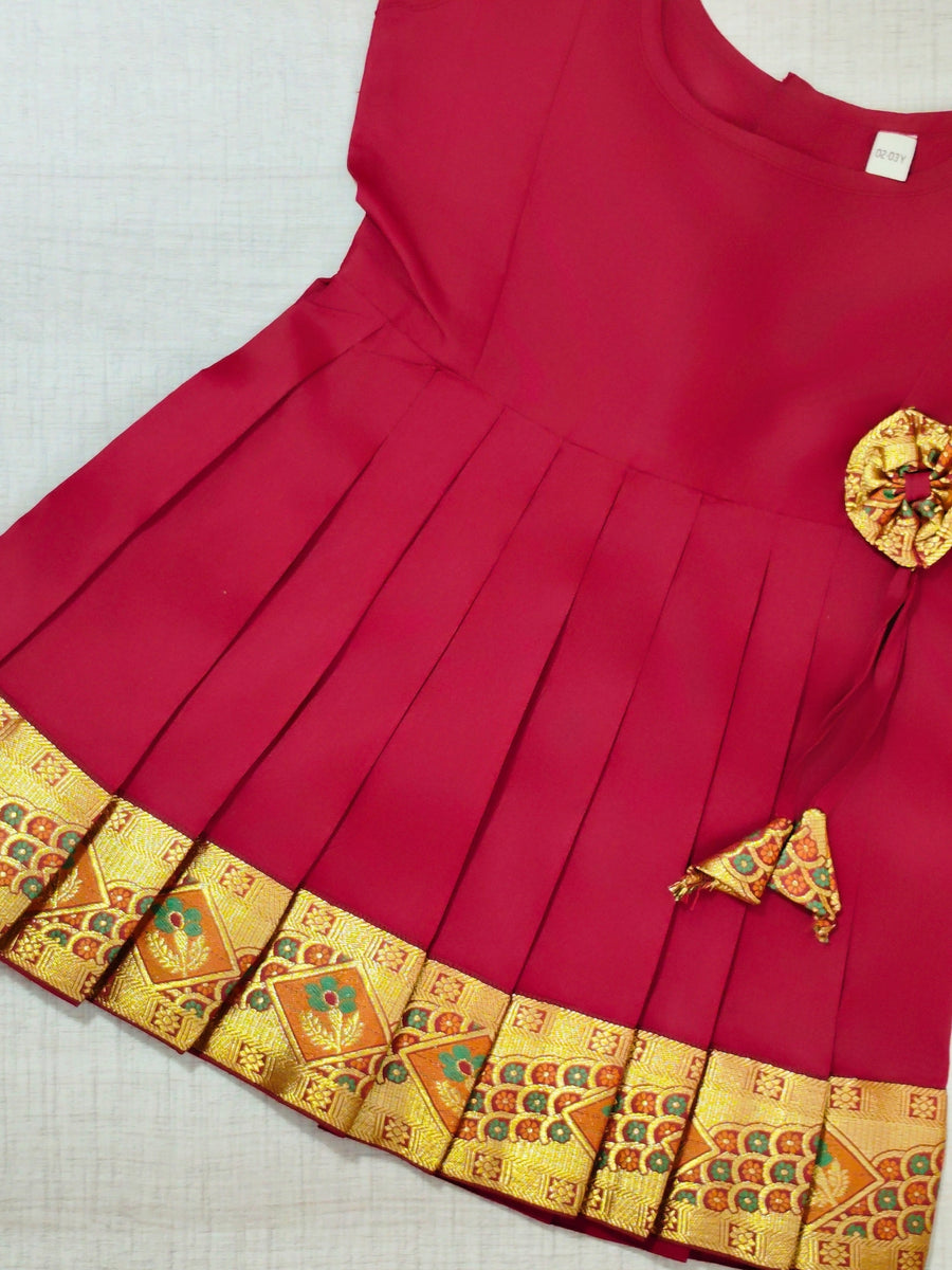 Girls Ethnic Silk Finish Pavadai set