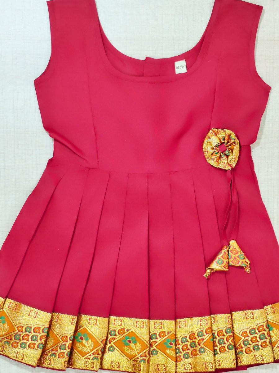 Girls Ethnic Silk Finish Pavadai set