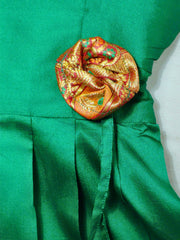 Girls Ethnic Silk Finish Pavadai set