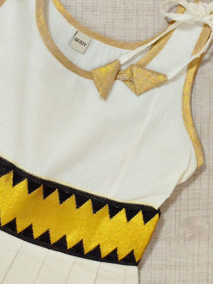 Girls Ethnic Kerala Kasavu Pavadai Set