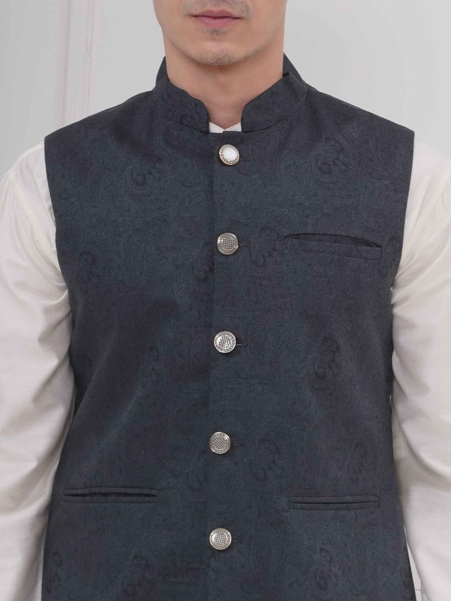 Mens Readymade Silk Cotton Kurta Pyjama And Nehru Jacket.