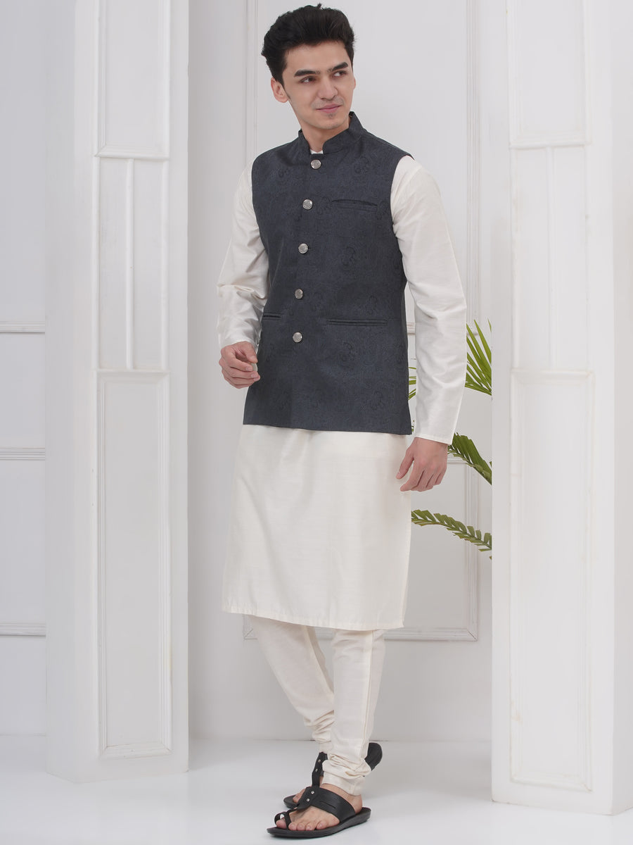Mens Readymade Silk Cotton Kurta Pyjama And Nehru Jacket.