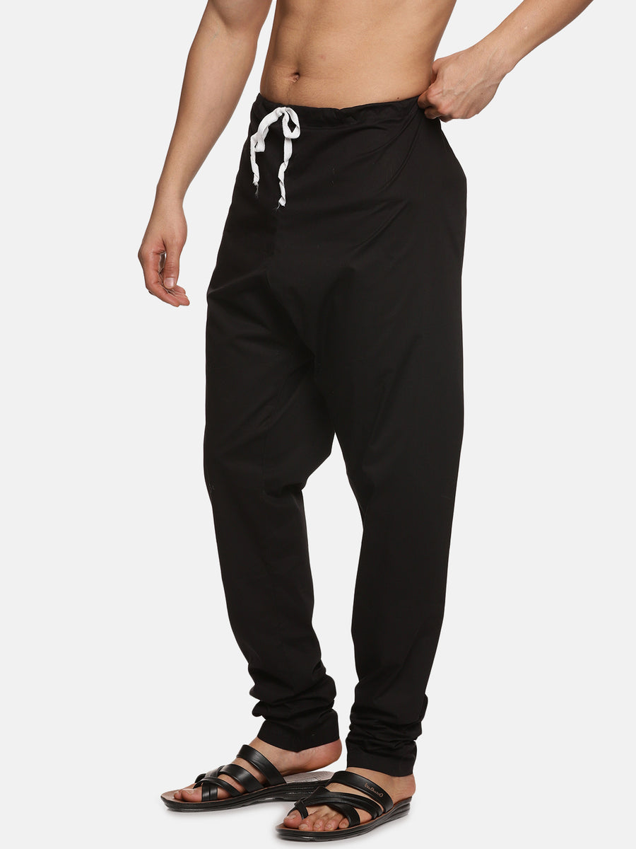 Men Cotton Drawstring Closure Pyjama With Pocket
