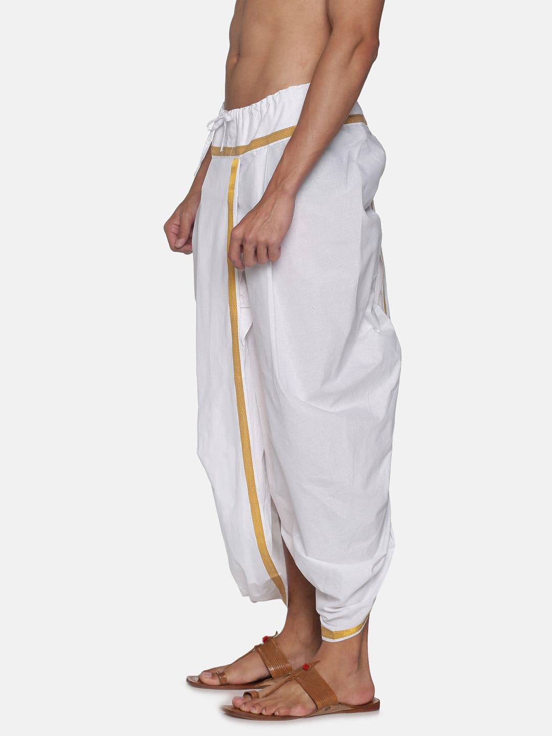 Men White Colour Cotton Dhoti Pant / Panjakejam