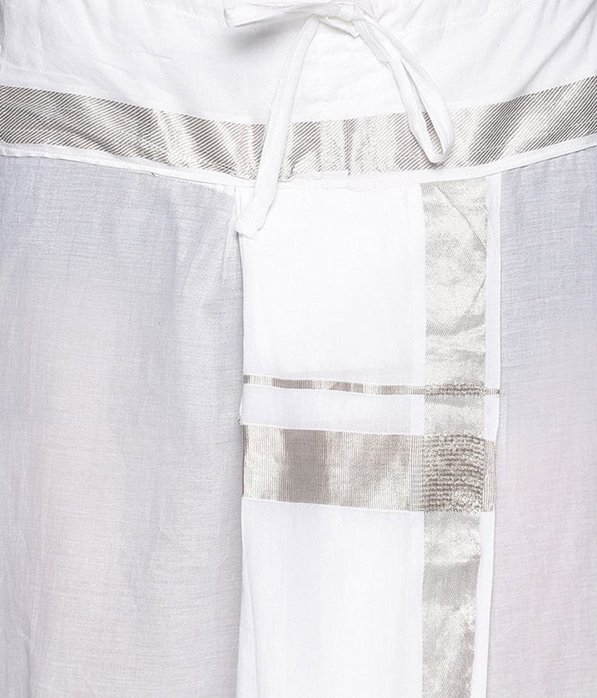 Men White Colour Cotton Dhoti Pant / Panjakejam.