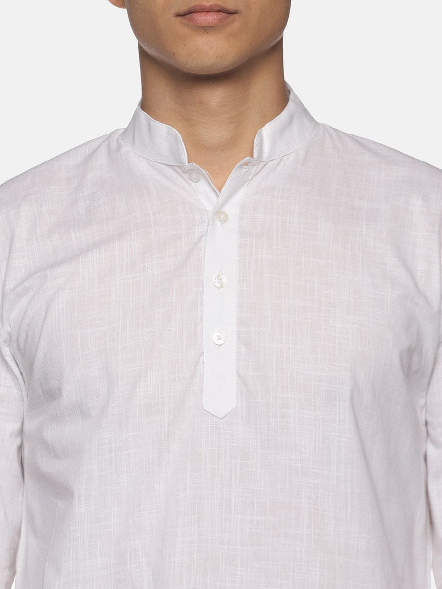 Men White Colour Cotton Kurta Pyjama Set.