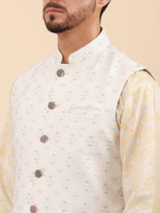 Men Kurta Pyjama Set with Nehru Jacket