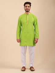 Men Floral Print Soft Silk Mandarin Collar Kurta & Pyjama Set