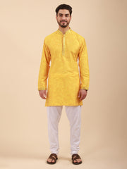 Men Floral Print Soft Silk Mandarin Collar Kurta & Pyjama Set